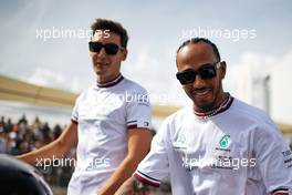 Lewis Hamilton (GBR) Mercedes AMG F1 and George Russell (GBR) Mercedes AMG F1 on the drivers parade. 23.10.2022. Formula 1 World Championship, Rd 19, United States Grand Prix, Austin, Texas, USA, Race Day.