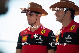 (L to R): Charles Leclerc (MON) Ferrari and Carlos Sainz Jr (ESP) Ferrari. 20.10.2022. Formula 1 World Championship, Rd 19, United States Grand Prix, Austin, Texas, USA, Preparation Day.