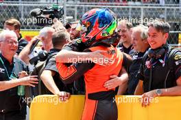 Race winner Felipe Drugovich (BRA) MP Motorsport celebrates with the team in parc ferme. 22.05.2022. FIA Formula 2 Championship, Rd 4, Barcelona, Spain, Sunday.