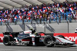 Second placed Theo Pourchaire (FRA) ART in parc ferme. 24.07.2022. FIA Formula 2 Championship, Rd 9, Paul Ricard, France, Sunday.