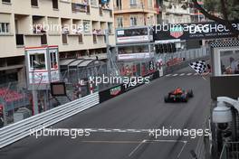 Race winner Dennis Hauger (DEN) PREMA Racing takes the chequered flag at the end of the race. 28.05.2022. FIA Formula 2 Championship, Rd 5, Monte Carlo, Monaco, Sprint Race, Saturday.