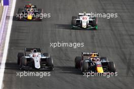 (L to R): Marcus Armstrong (NZL) Hitech and Liam Lawson (NZL) Carlin battle for position. 27.03.2022. FIA Formula 2 Championship, Rd 2, Feature Race, Jeddah, Saudi Arabia, Sunday.