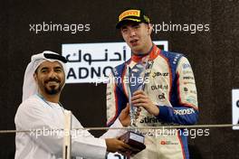 Second placed Richard Verschoor (NED) Trident on the podium. 19.11.2022. Formula 2 Championship, Rd 14, Yas Marina Circuit, Abu Dhabi, UAE, Sprint Race, Saturday.