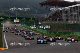 Caio Collet (BRA) MP Motorsport and Zane Maloney (BRB) Trident lead at the start of the race. 28.08.2022. Formula 3 Championship, Rd 7, Feature Race, Spa-Francorchamps, Belgium, Sunday.