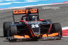 Franco Colapinto (ARG) Van Amersfoort Racing. 18.09.2022. FIA Formula 3 Championship, Rd 1, Sakhir, Bahrain, Friday.