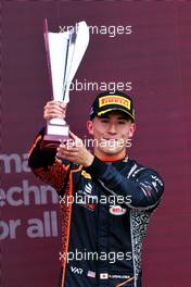 Third placed Reece Ushjima (GBR) Van Amersfoort Racing on the podium. 02.07.2022. FIA Formula 3 Championship, Rd 4, Silverstone, England, Saturday.