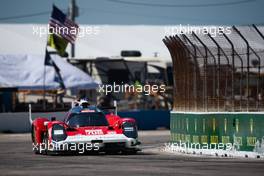 Ryan Briscoe (AUS) / Romain Dumas (FRA) / Oliver Pla (FRA) #708 Glickenhaus Racing, Glickenhaus 007 LMH. 18.03.2022. FIA World Endurance Championship, Round 1, 1000 Miles of Sebring, Sebring, Florida, USA.