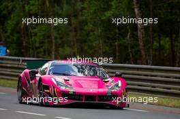 Rahel Frey (SUI) / Michelle Gatting (DEN) / Sarah Bovy (BEL) #85 Iron Dames Ferrari 488 GTE - EVO. 09.06.2022. FIA World Endurance Championship, Le Mans 24 Hours Practice and Qualifying, Le Mans, France, Thursday.