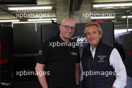 (L to R): Vincent Vosse (BEL) WRT Team Owner, with Jacky Ickx (BEL). 09.06.2022. FIA World Endurance Championship, Le Mans 24 Hours Practice and Qualifying, Le Mans, France, Thursday.