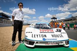 Kazuki Nakajima (JPN) Toyota Gazoo Racing returns the winner's trophy in a Toyota Tom's 85C. 11.06.2022. FIA World Endurance Championship, Round 3, Le Mans 24 Hours Race, Le Mans, France, Saturday