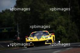 Antonio Garcia (ESP) / Jordan Taylor (USA) / Nicky Catsburg (NLD) #63 Corvette Racing - GM Chevrolet Corvette C8.R. 08.06.2022. FIA World Endurance Championship, Le Mans 24 Hours Practice and Qualifying, Le Mans, France, Wednesday.