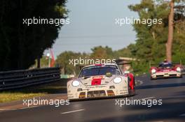 Brendan Iribe (USA) / Ollie Millroy (GBR) / Ben Barnicoat (GBR) #56 Team Project 1, Porsche 911 RSR - 19. 12.06.2022. FIA World Endurance Championship, Round 3, Le Mans 24 Hours Race, Le Mans, France, Sunday