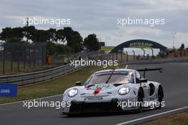 Kevin Estre (FRA) / Michael Christensen (DEN) Laurens Valthoor (BEL) #92 Porsche GT Team, Porsche 911 RSR - 19. 09.06.2022. FIA World Endurance Championship, Le Mans 24 Hours Practice and Qualifying, Le Mans, France, Thursday.
