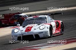 Phillip Hyett (USA) / Gunnar Jeannette (USA) / Ben Barnicoat (GBR) #56 Team Project 1, Porsche 911 RSR - 19. 10.11.2022. FIA World Endurance Championship, Round 6, Eight Hours of Bahrain, Sakhir, Bahrain, Thursday.
