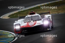 Sebastien Buemi (SUI) / Brendon Hartley (NZL) / Ryo Hirakawa (JPN) #08 Toyota Racing, Toyota GR010, Hybrid. 05.06.2022. FIA World Endurance Championship, Le Mans Test, Le Mans, France, Sunday.