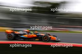 Lando Norris (GBR), McLaren F1 Team  31.03.2023. Formula 1 World Championship, Rd 3, Australian Grand Prix, Albert Park, Melbourne, Australia, Practice Day.