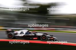 Yuki Tsunoda (JPN), Scuderia Alpha Tauri  31.03.2023. Formula 1 World Championship, Rd 3, Australian Grand Prix, Albert Park, Melbourne, Australia, Practice Day.