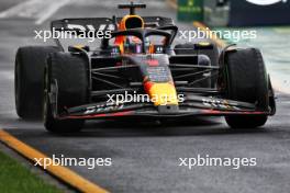 Max Verstappen (NLD) Red Bull Racing RB19 leaves the pits. 31.03.2023. Formula 1 World Championship, Rd 3, Australian Grand Prix, Albert Park, Melbourne, Australia, Practice Day.