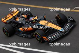 Oscar Piastri (AUS) McLaren MCL60. 31.03.2023. Formula 1 World Championship, Rd 3, Australian Grand Prix, Albert Park, Melbourne, Australia, Practice Day.