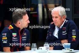 (L to R): Christian Horner (GBR) Red Bull Racing Team Principal with Dr Helmut Marko (AUT) Red Bull Motorsport Consultant. 31.03.2023. Formula 1 World Championship, Rd 3, Australian Grand Prix, Albert Park, Melbourne, Australia, Practice Day.