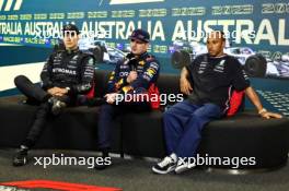 (L to R): George Russell (GBR), Mercedes AMG F1 Max Verstappen (NLD), Red Bull Racing, and Lewis Hamilton (GBR), Mercedes AMG F1 in the post qualifying FIA Press Conference. 01.04.2023. Formula 1 World Championship, Rd 3, Australian Grand Prix, Albert Park, Melbourne, Australia, Qualifying Day.