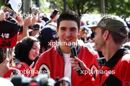 Esteban Ocon (FRA) Alpine F1 Team with fans. 30.03.2023. Formula 1 World Championship, Rd 3, Australian Grand Prix, Albert Park, Melbourne, Australia, Preparation Day.