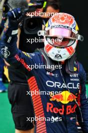 Max Verstappen (NLD) Red Bull Racing celebrates his pole position in qualifying parc ferme. 30.06.2023. Formula 1 World Championship, Rd 10, Austrian Grand Prix, Spielberg, Austria, Qualifying Day.