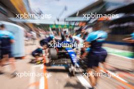 Alexander Albon (THA) Williams Racing FW45 in the pits. 30.06.2023. Formula 1 World Championship, Rd 10, Austrian Grand Prix, Spielberg, Austria, Qualifying Day.