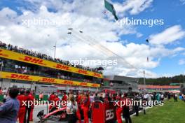 Grid atmosphere - Carlos Sainz Jr (ESP) Ferrari SF-23. 02.07.2023. Formula 1 World Championship, Rd 10, Austrian Grand Prix, Spielberg, Austria, Race Day.