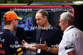 (L to R): Max Verstappen (NLD) Red Bull Racing with Oliver Mintzlaff (GER) Red Bull Racing Chief Executive Officer and Dr Helmut Marko (AUT) Red Bull Motorsport Consultant. 02.07.2023. Formula 1 World Championship, Rd 10, Austrian Grand Prix, Spielberg, Austria, Race Day.