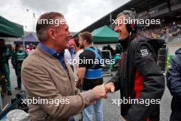 (L to R): Jos Verstappen (NLD) with Guenther Steiner (ITA) Haas F1 Team Prinicipal on the grid. 01.07.2023. Formula 1 World Championship, Rd 10, Austrian Grand Prix, Spielberg, Austria, Sprint Day.