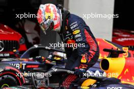 Max Verstappen (NLD) Red Bull Racing RB19 in parc ferme. 01.07.2023. Formula 1 World Championship, Rd 10, Austrian Grand Prix, Spielberg, Austria, Sprint Day.