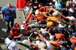 Carlos Sainz Jr (ESP) Ferrari with fans. 02.07.2023. Formula 1 World Championship, Rd 10, Austrian Grand Prix, Spielberg, Austria, Race Day.
