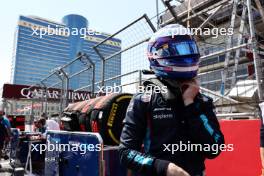 Logan Sargeant (USA) Williams Racing on the grid. 30.04.2023. Formula 1 World Championship, Rd 4, Azerbaijan Grand Prix, Baku Street Circuit, Azerbaijan, Race Day.