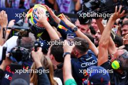 Race winner Sergio Perez (MEX) Red Bull Racing celebrates in parc ferme with the team. 30.04.2023. Formula 1 World Championship, Rd 4, Azerbaijan Grand Prix, Baku Street Circuit, Azerbaijan, Race Day.