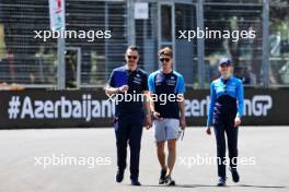 Logan Sargeant (USA) Williams Racing walks the circuit with the team. 27.04.2023. Formula 1 World Championship, Rd 4, Azerbaijan Grand Prix, Baku Street Circuit, Azerbaijan, Preparation Day.