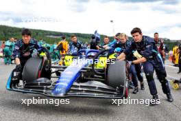 Alexander Albon (THA) Williams Racing FW45 on the grid. 29.07.2023. Formula 1 World Championship, Rd 13, Belgian Grand Prix, Spa Francorchamps, Belgium, Sprint Day.