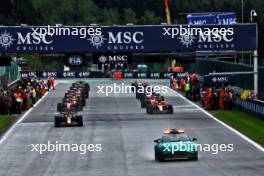 Max Verstappen (NLD) Red Bull Racing RB19 leads on the formation lap behind the Aston Martin FIA Safety Car. 29.07.2023. Formula 1 World Championship, Rd 13, Belgian Grand Prix, Spa Francorchamps, Belgium, Sprint Day.