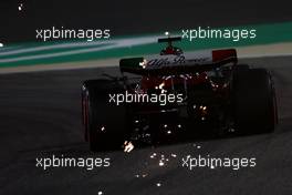 Valtteri Bottas (FIN) Alfa Romeo F1 Team C43 sends sparks flying. 03.03.2023. Formula 1 World Championship, Rd 1, Bahrain Grand Prix, Sakhir, Bahrain, Practice Day