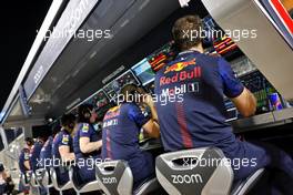 Red Bull Racing pit gantry. 04.03.2023. Formula 1 World Championship, Rd 1, Bahrain Grand Prix, Sakhir, Bahrain, Qualifying Day.