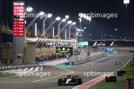 Yuki Tsunoda (JPN) AlphaTauri AT04. 04.03.2023. Formula 1 World Championship, Rd 1, Bahrain Grand Prix, Sakhir, Bahrain, Qualifying Day.