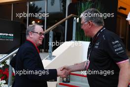 (L to R): HSH Prince Albert of Monaco (MON) with Otmar Szafnauer (USA) Alpine F1 Team, Team Principal. 04.03.2023. Formula 1 World Championship, Rd 1, Bahrain Grand Prix, Sakhir, Bahrain, Qualifying Day.