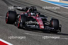 Valtteri Bottas (FIN) Alfa Romeo F1 Team C43. 04.03.2023. Formula 1 World Championship, Rd 1, Bahrain Grand Prix, Sakhir, Bahrain, Qualifying Day.