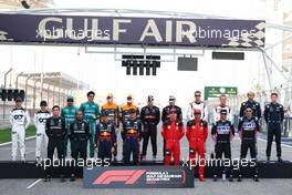 The drivers' start of season group photograph. 05.03.2023. Formula 1 World Championship, Rd 1, Bahrain Grand Prix, Sakhir, Bahrain, Race Day.