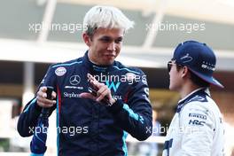 (L to R): Alexander Albon (THA) Williams Racing and Yuki Tsunoda (JPN) AlphaTauri on the drivers' parade. 05.03.2023. Formula 1 World Championship, Rd 1, Bahrain Grand Prix, Sakhir, Bahrain, Race Day.