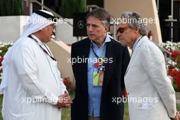 Sheikh Mohammed bin Essa Al Khalifa (BRN) CEO of the Bahrain Economic Development Board and McLaren Shareholder (Left) with Charles Gordon-Lennox, Duke of Richmond (GBR) (Right). 05.03.2023. Formula 1 World Championship, Rd 1, Bahrain Grand Prix, Sakhir, Bahrain, Race Day.