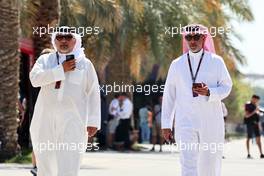 (L to R): Crown Prince Shaikh Salman bin Isa Hamad Al Khalifa (BRN) with Sheikh Salman bin Isa Al-Khalifa (BRN) Chief Executive of Bahrain International Circuit. 02.03.2023. Formula 1 World Championship, Rd 1, Bahrain Grand Prix, Sakhir, Bahrain, Preparation Day.