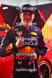 Max Verstappen (NLD) Red Bull Racing celebrates his pole position in qualifying parc ferme. 03.11.2023. Formula 1 World Championship, Rd 21, Brazilian Grand Prix, Sao Paulo, Brazil, Qualifying Day.