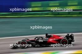 Valtteri Bottas (FIN) Alfa Romeo F1 Team C43. 03.11.2023. Formula 1 World Championship, Rd 21, Brazilian Grand Prix, Sao Paulo, Brazil, Qualifying Day.
