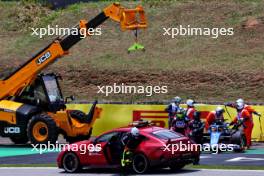 Esteban Ocon (FRA) Alpine F1 Team A523 crashed in Sprint Shootout. 04.11.2023. Formula 1 World Championship, Rd 21, Brazilian Grand Prix, Sao Paulo, Brazil, Sprint Day.